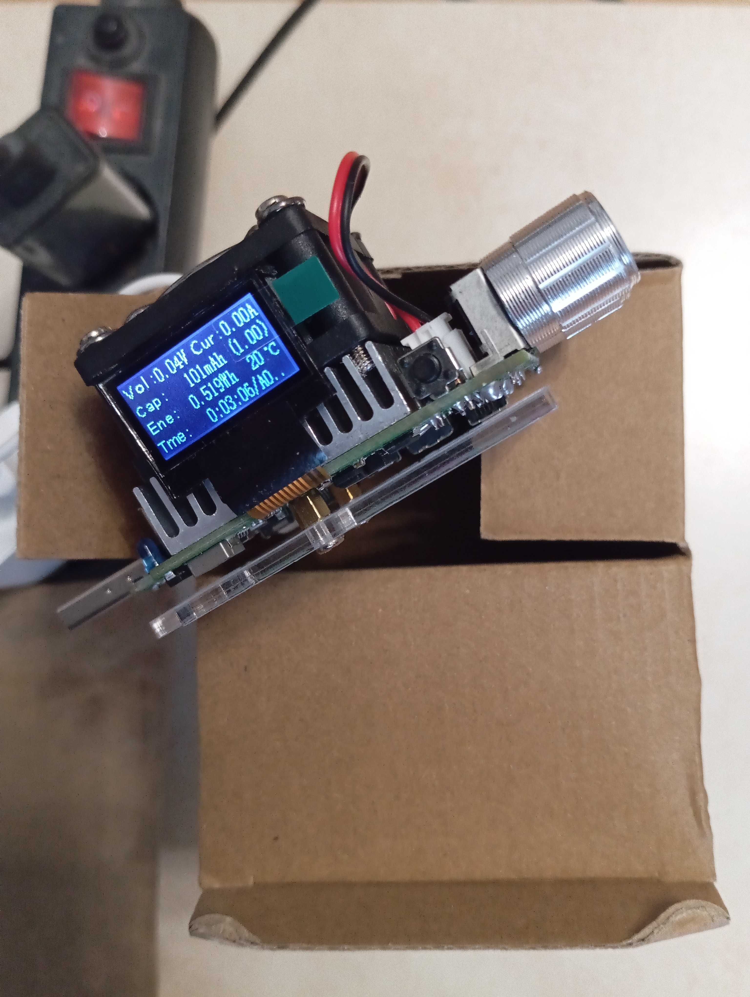 USB-тестер JUWEI JW-D2, 35 Вт електронне навантаження QC2.0/3.0