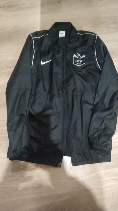 Продам куртку додждевик