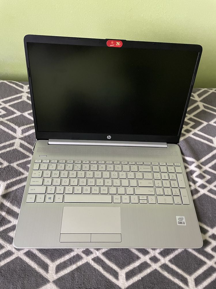 Laptop HP 15-dw1000nw