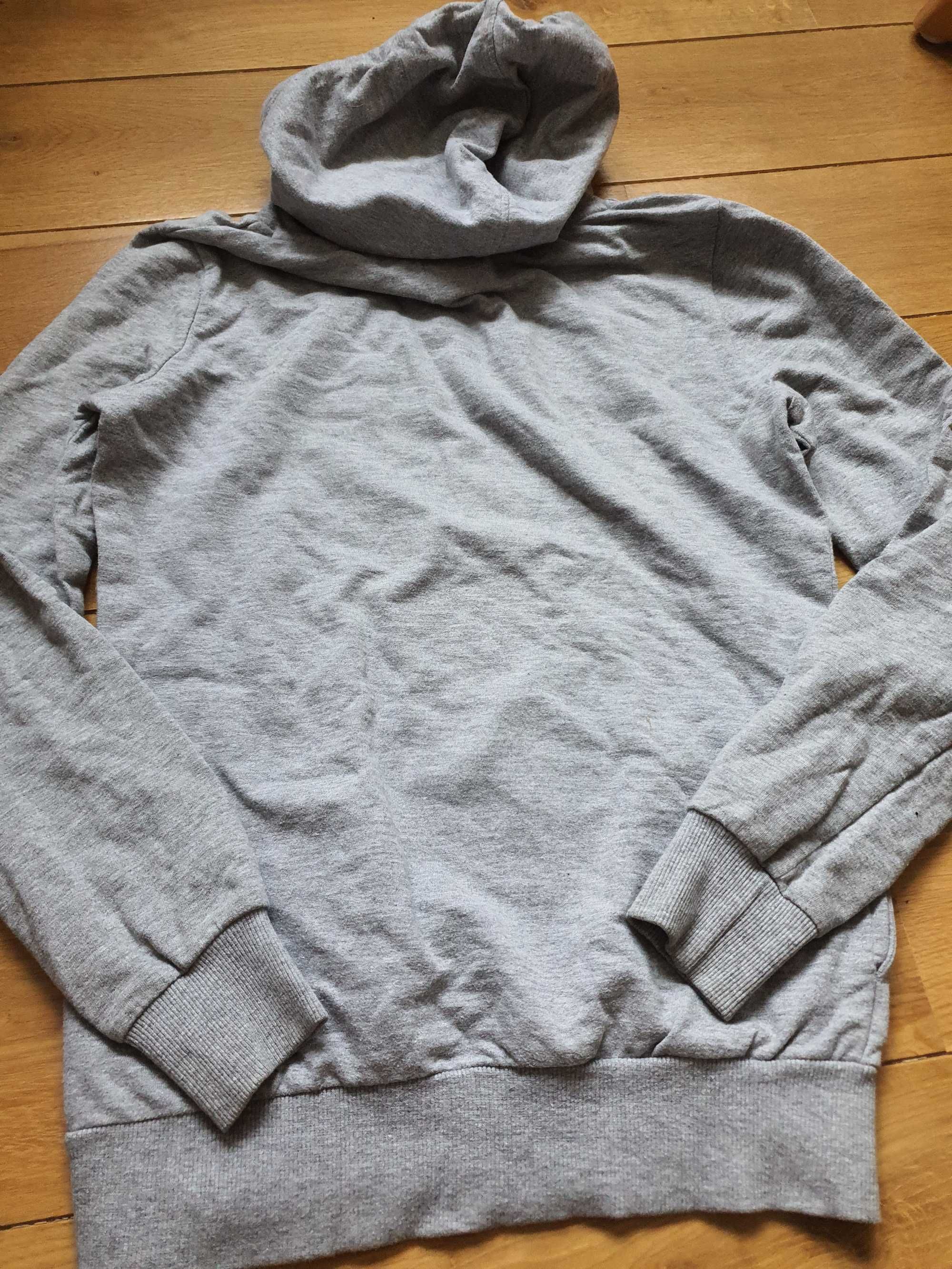 Bluza Atomówki Bójka rozmiar S Reserved