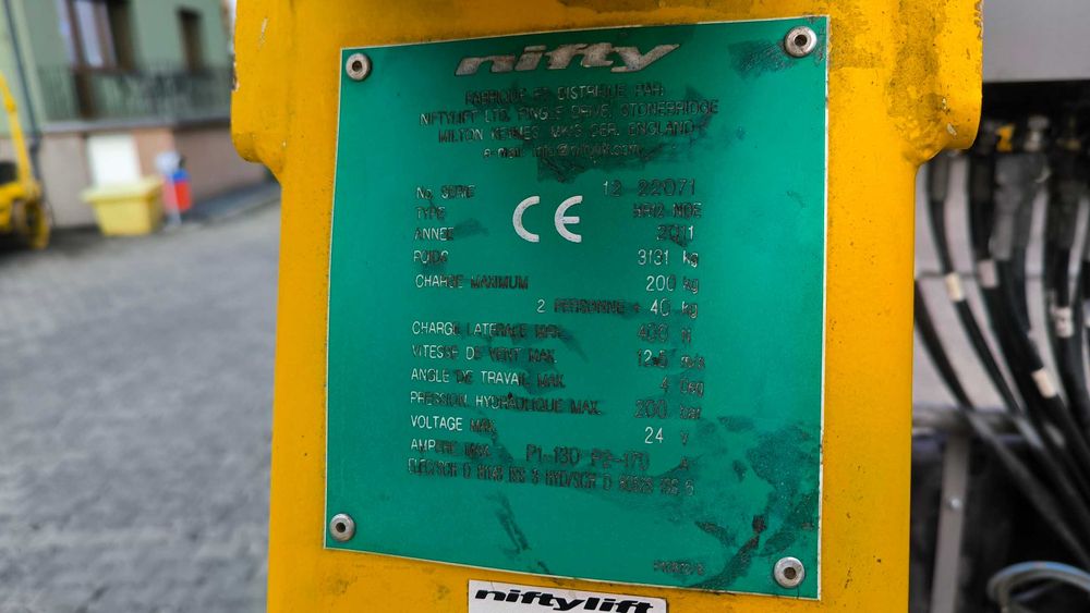 Podnośnik spalinowo elektryczny Nifty HR 12 NDE rok 2011 - 44900netto