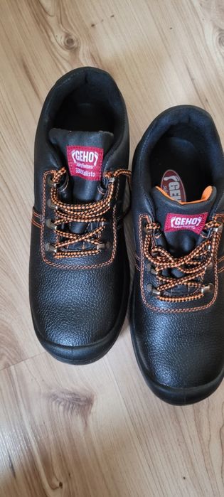 Nowe buty robocze r. 42