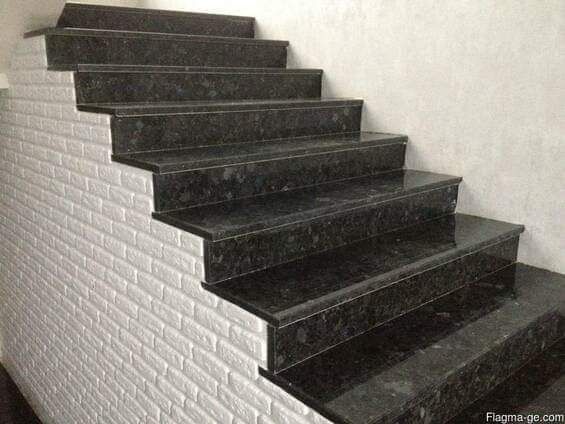 Гранітні підвіконня,відливи, шапки,парапети,сходи, підвіконники