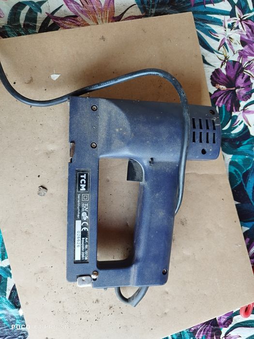 Stapler , gwoździarka ,zszywak