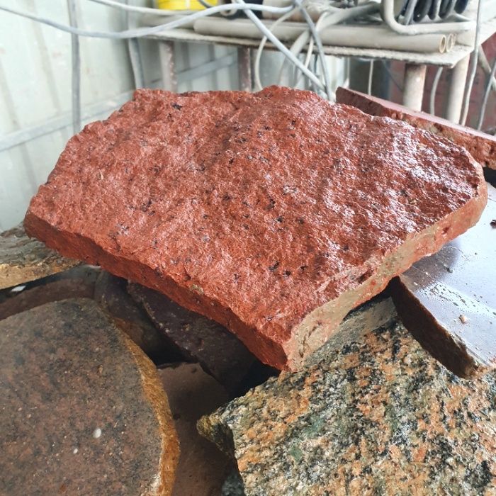 Kamień polny łupano cięty