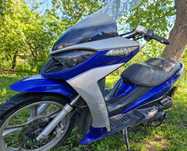 Продается скутер двухместный Yiben  150t-11