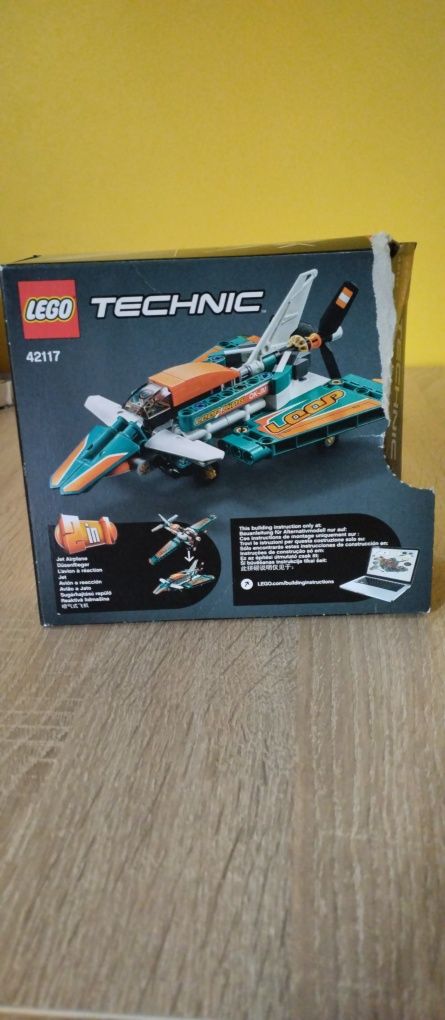 LEGO samolot wyścigowy