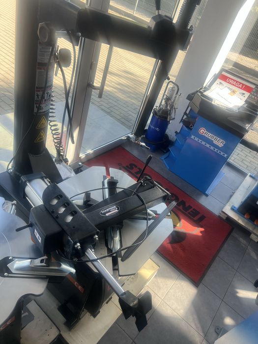 Wyważarka i montażownica do opon lomplet maszyn GERMANY