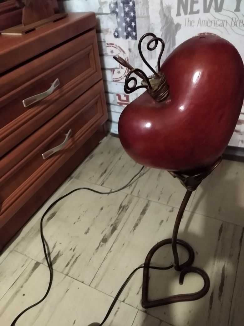 Witam mam do sprzedaży dwie piękne LAMPY