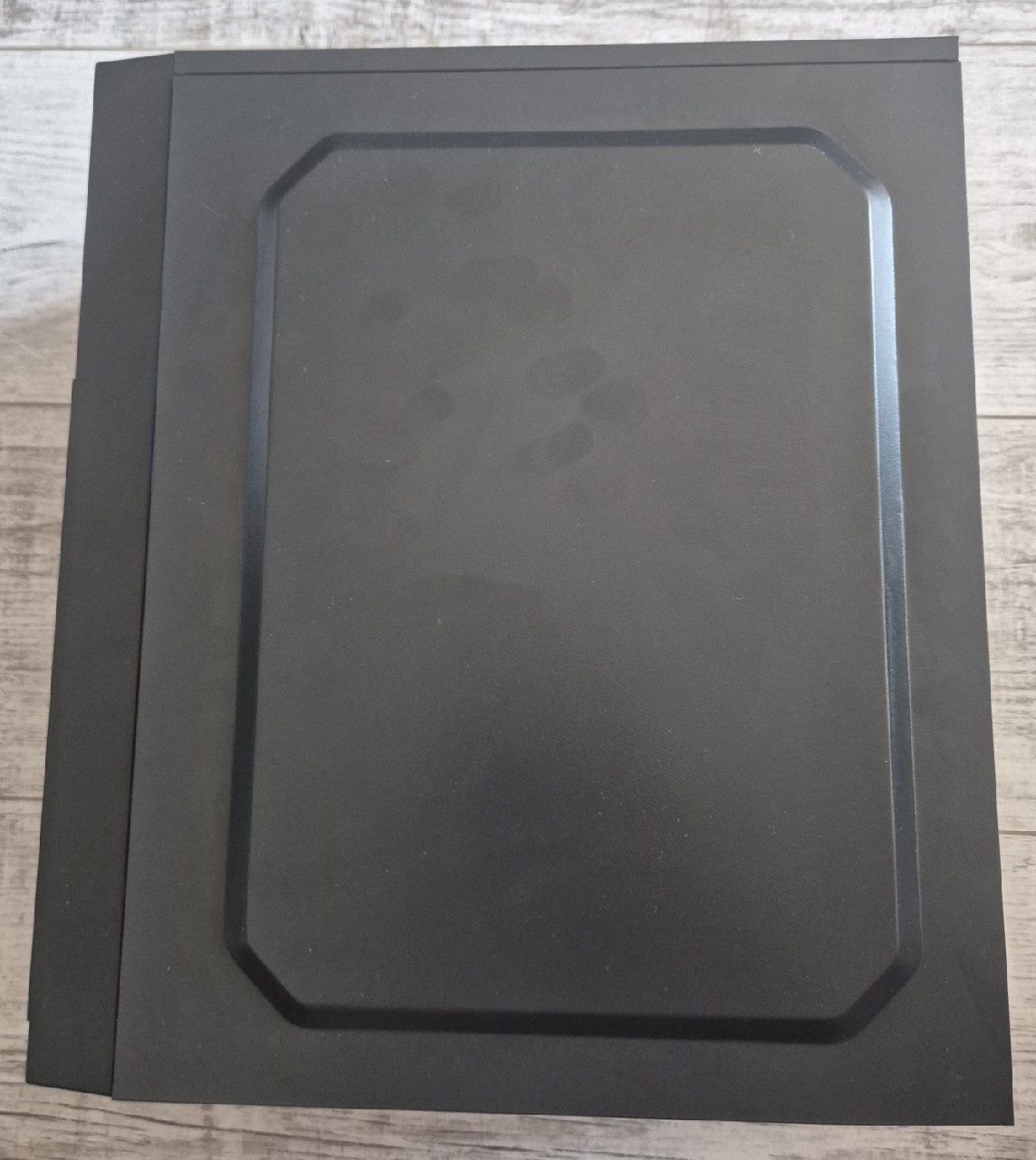 Komputer Gamingowy I5 GTX 1050 TI WIFI SSD 512 16GB Ram Win 10 Home