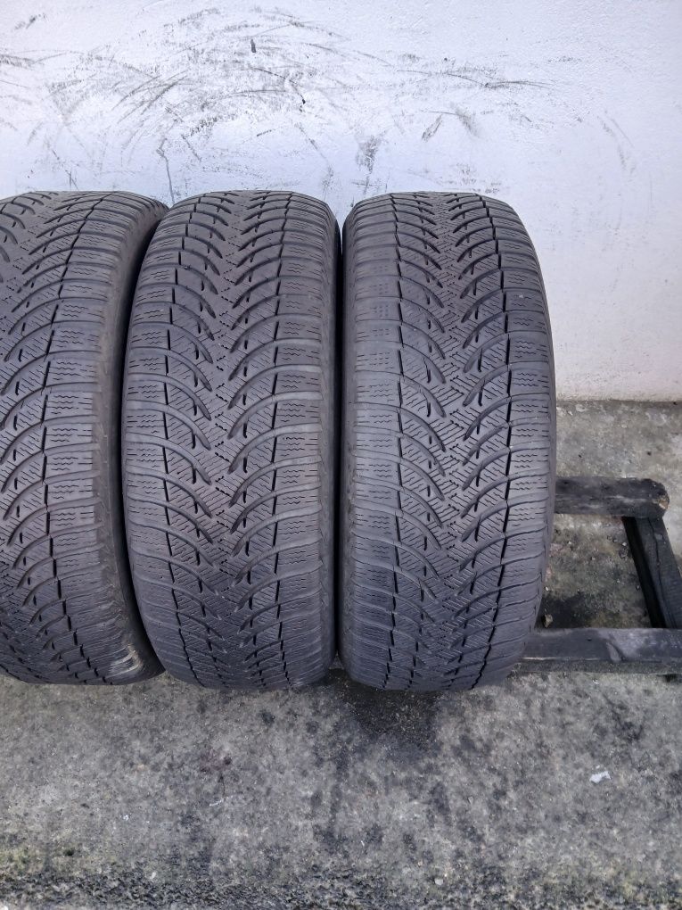 Шини Michelin 205 55 R 16 4шт Зима (604) Резина