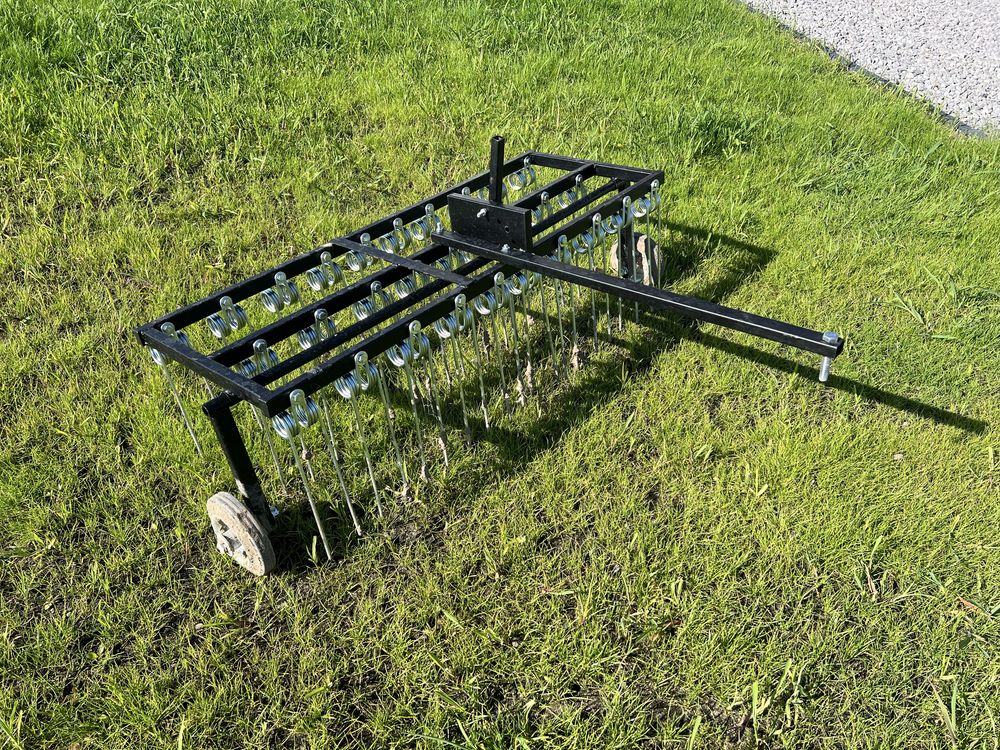 Aerator wertykulator walec z kolcami lata niwelacyjna wynajem