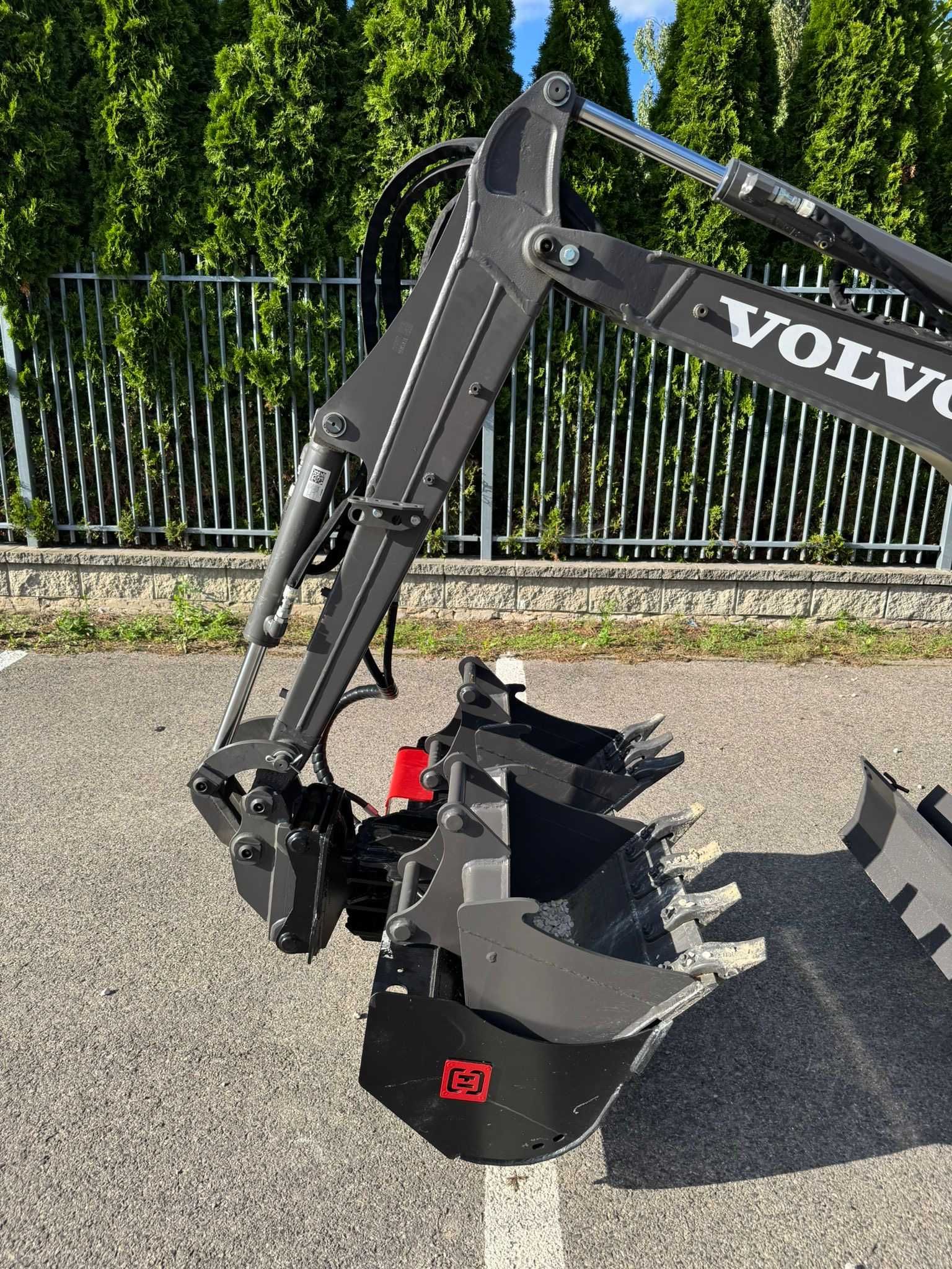 Minikoparka VOLVO EC18E ! 3 Łyżki + Szybkozłącze mechaniczne i inne !