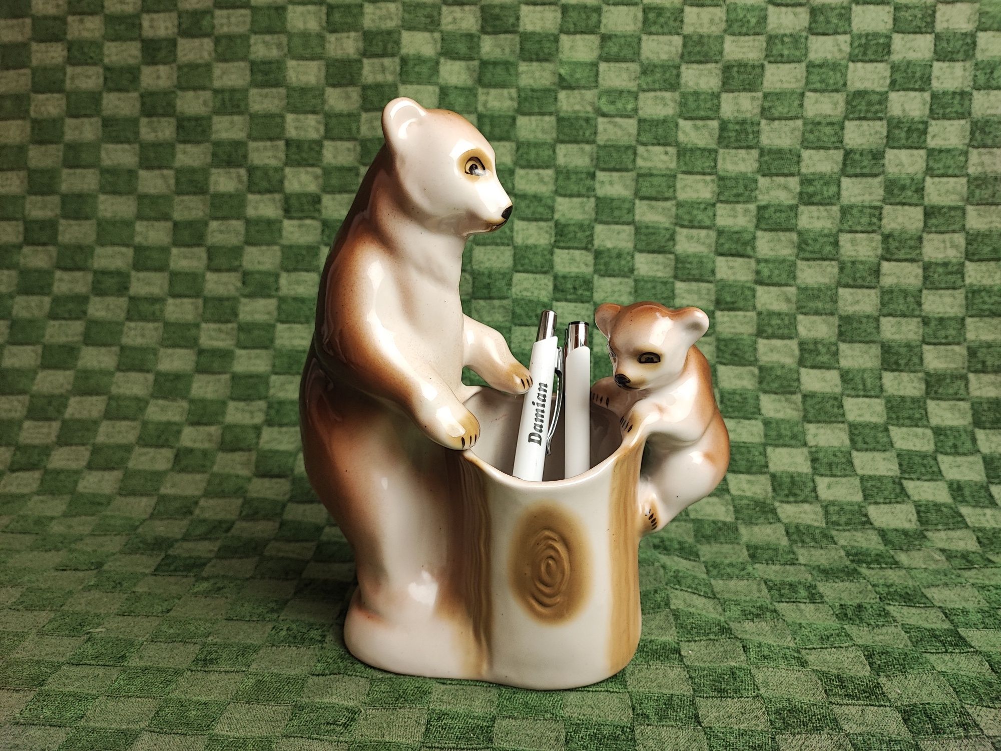 Porcelanowa figurka statuetka 1970 "Dwa niedźwiadki"