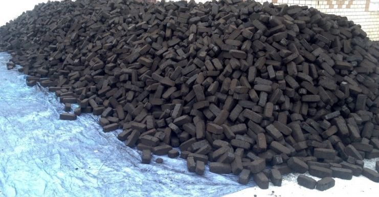 продаю дрова  уголь всех марок, торфобрикет,