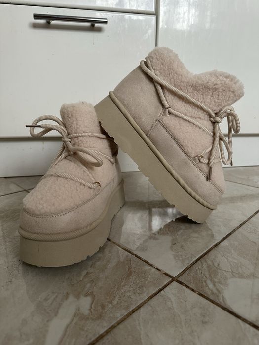 Нові чоботи (уги) тедді