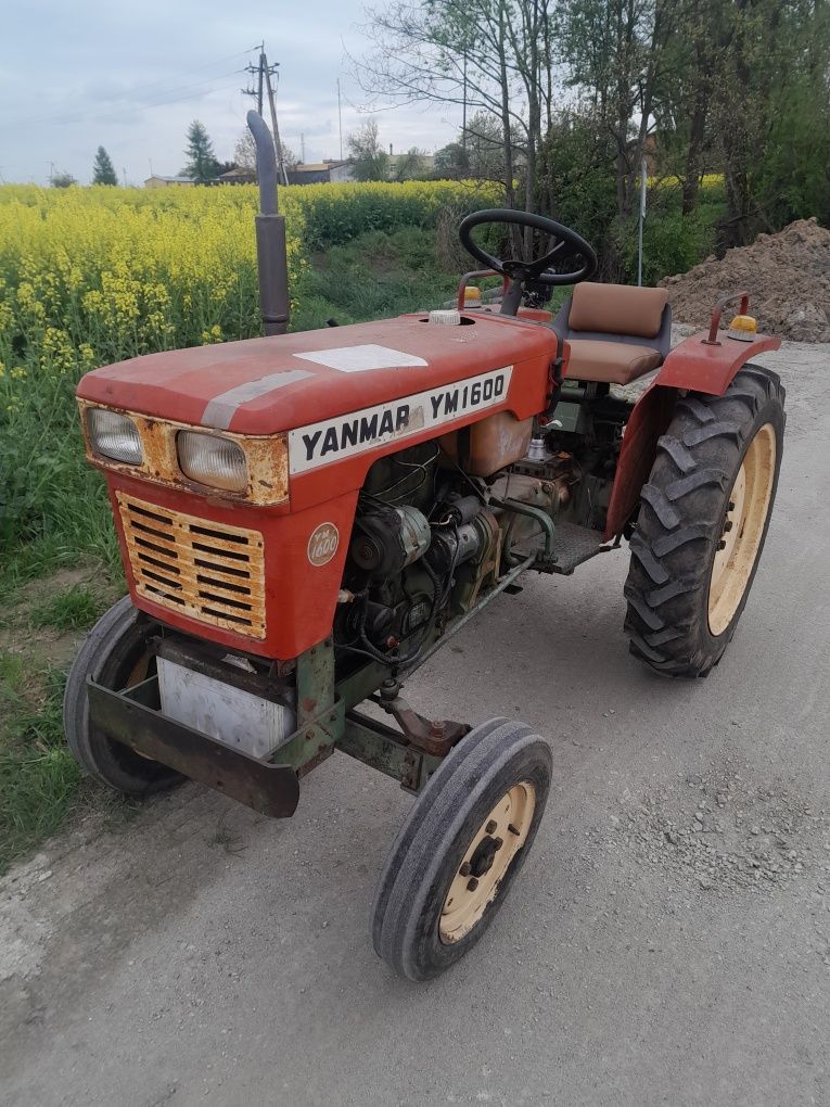 Traktor Yanmar z wałkiem wom 3 biegi ,nowe trój zawiesie,gwarantowany