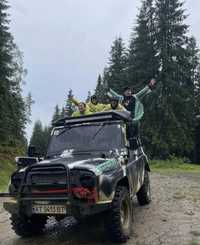 Джипінг  горами на позашляховику у Ворохті