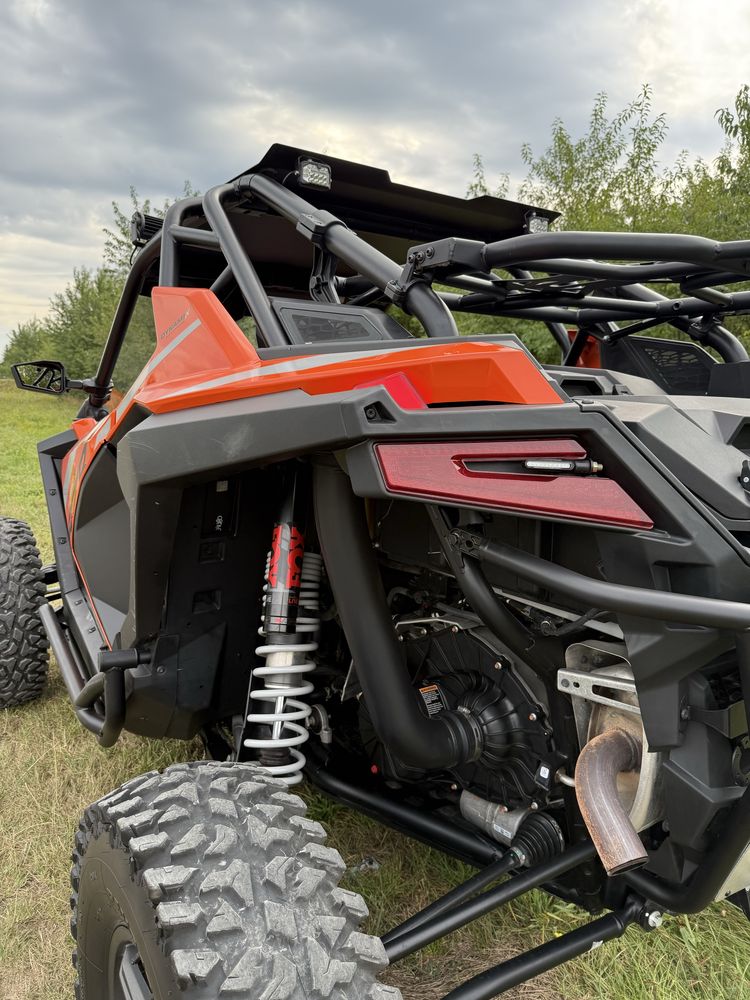 Buggy Polaris RZR TURBO X 2023