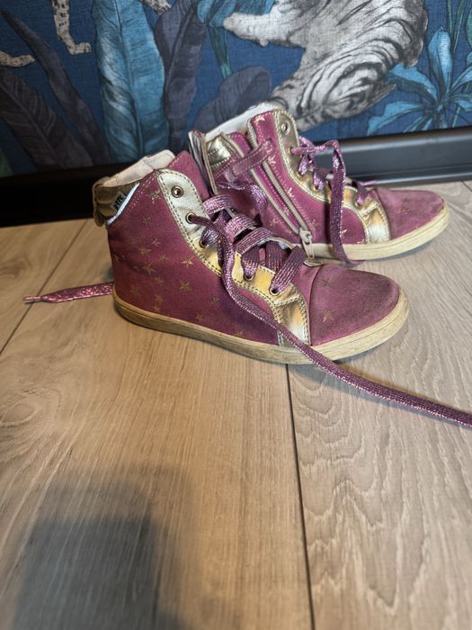 Buty dla dziewczynki firma Bartek r.33