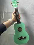 Ukulele Makala shark