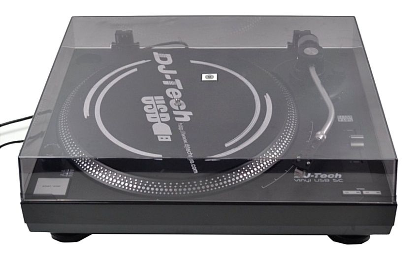 Програвач вінілу (проигрыватель виниловых пластинок)