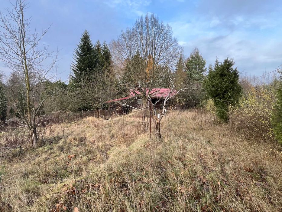 Atrakcyjna działka 2307 m2 z domkiem rekreacyjnym, bezpośrednio
