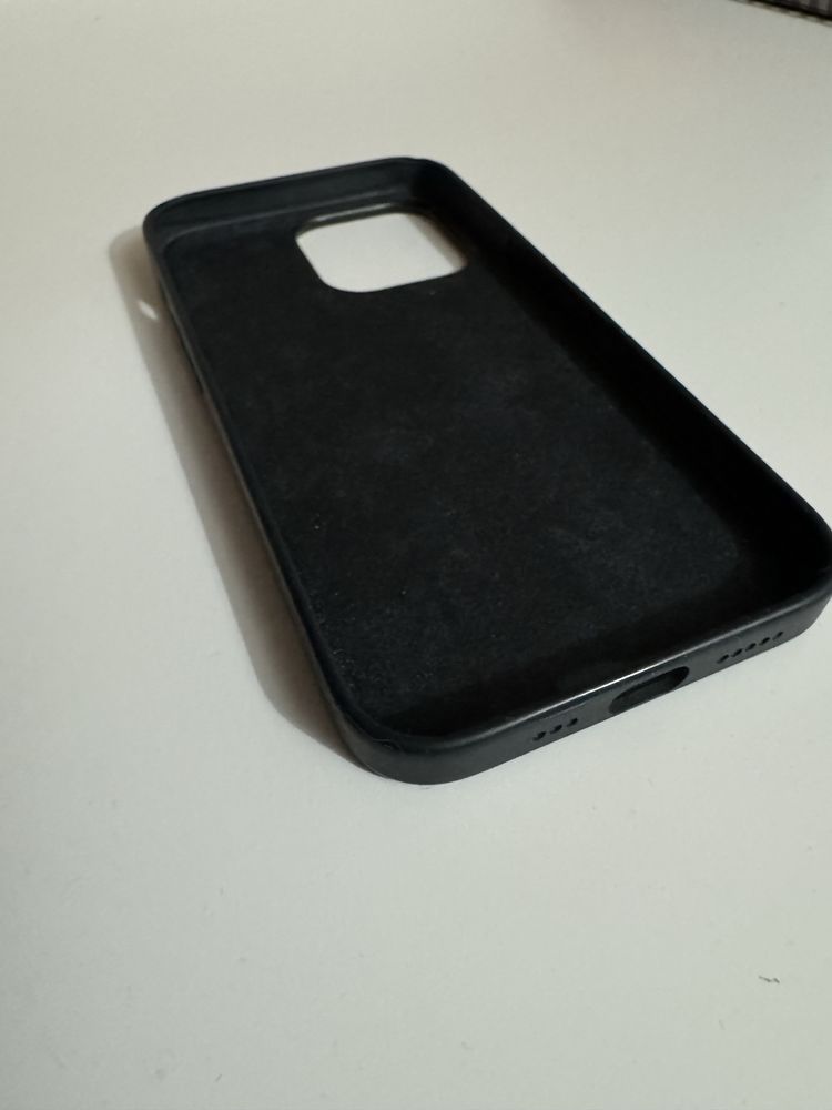 Capa iPhone 13 Pro - original apple com 2 meses uso