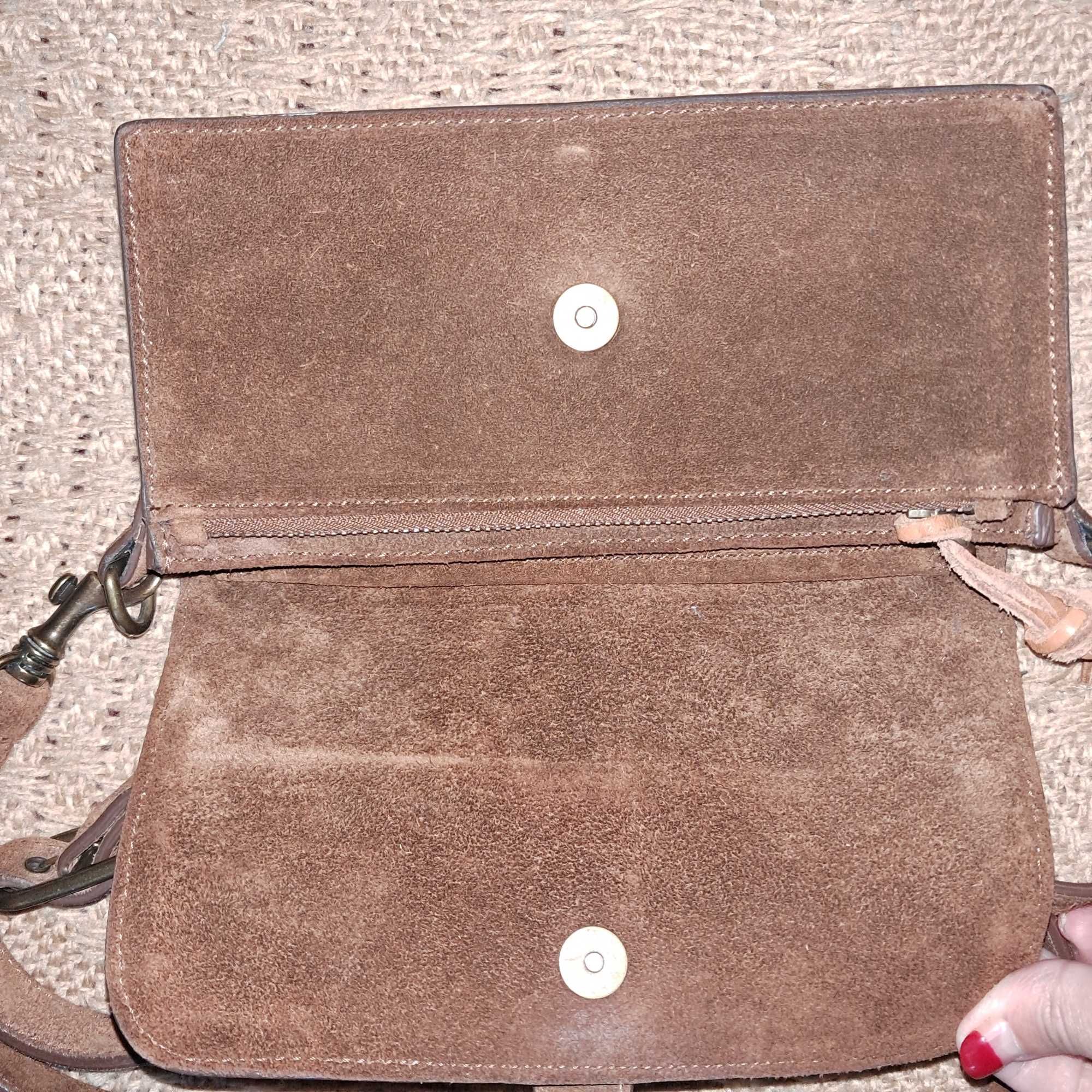 Жіноча сумочка фірми MASSIMO DUTTI SUEDE