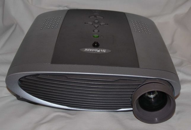 Projektor InFocus LP530