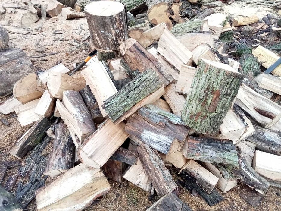Drewno opałowe opał kominkowe kominek liściaste iglaste Pellet A1