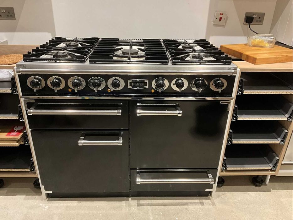 Kuchnie gazowe rangemaster   60 sztuk  róznych  falcon  -1000 PROMOCJA