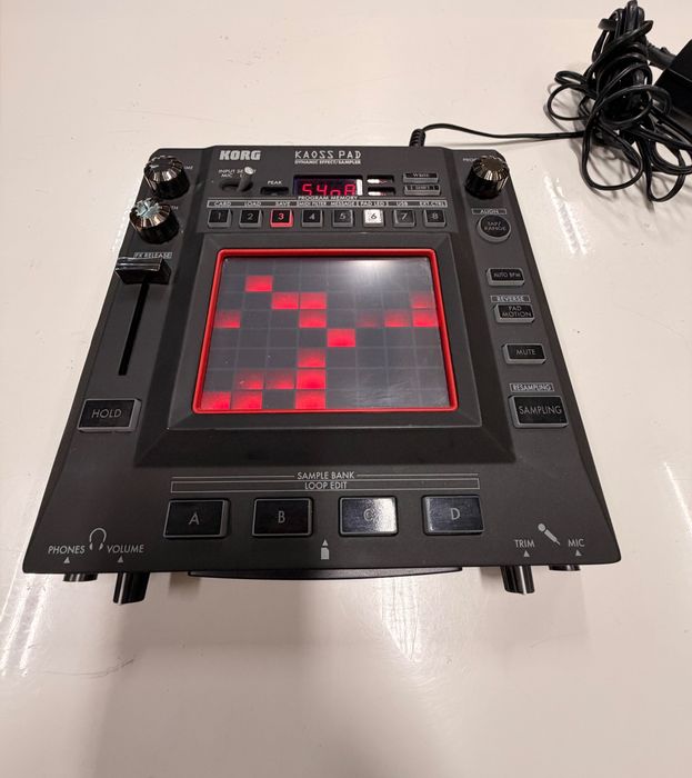 KORG KAOSS PAD KP3 z oryginalnym zasilaczem.