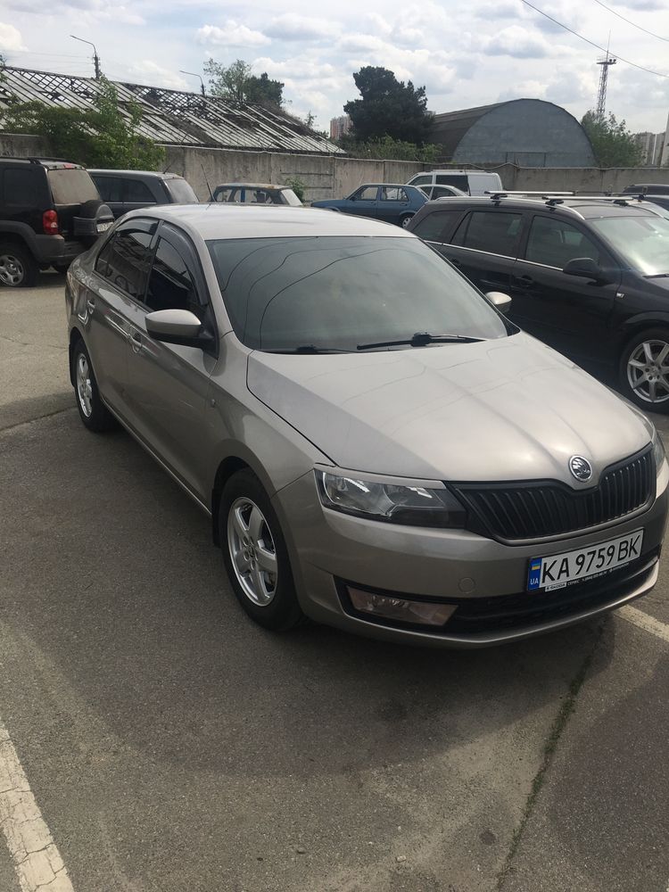 Продам Skoda Rapid 2013 р 1,6 Газ/бенз