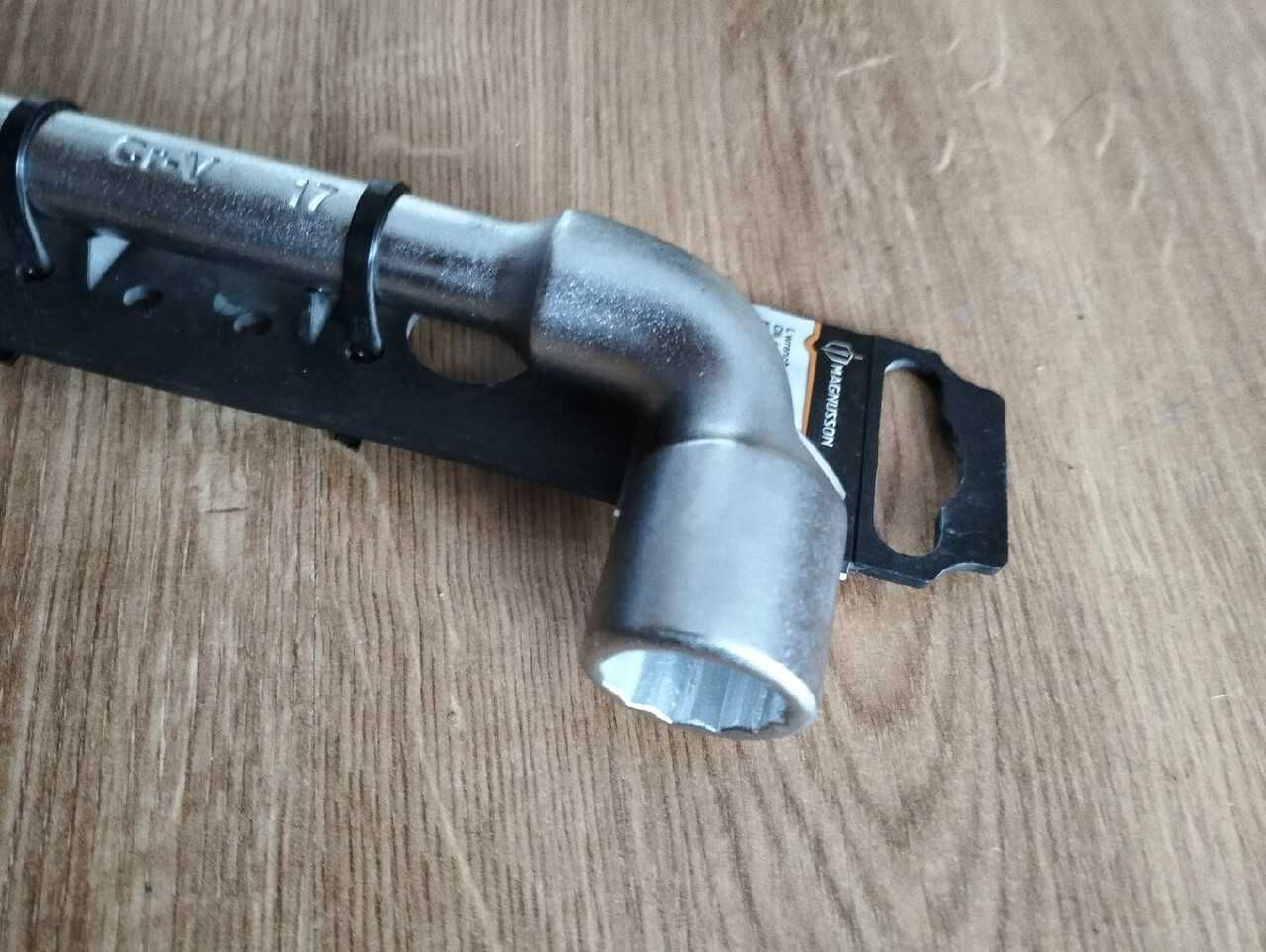 Klucz fajkowy Magnusson 1/2" 17mm