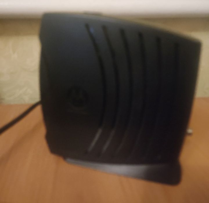 Кабельний модем Motorola SB5101i
