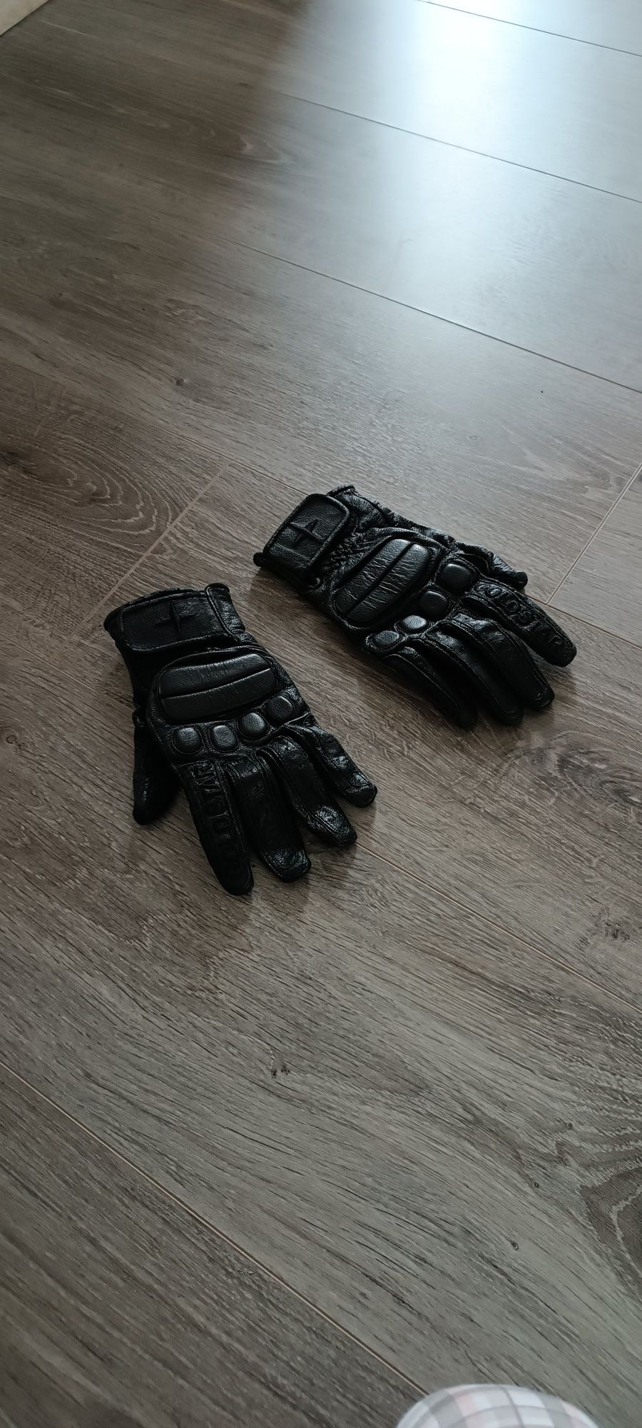 Vendo luvas mota senhora