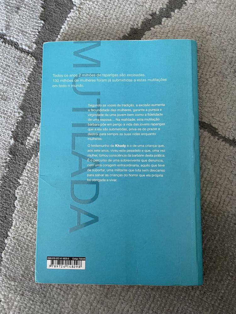 Livro Khady Mutilada