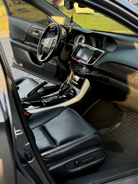 Xonda Accord 2017 р. Європа, офіційний автомобіль