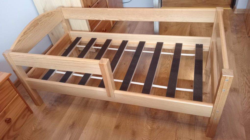 Łóżeczko z materacem 60x120