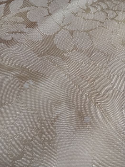 Colcha antiga em seda