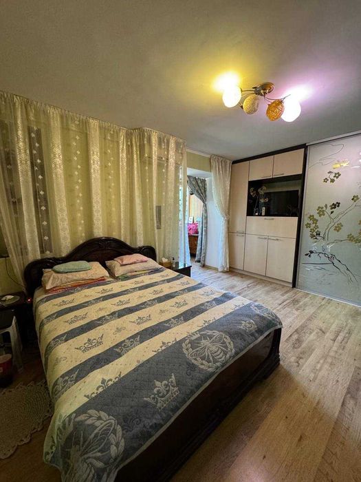 Продам 2 к квартиру біля моря