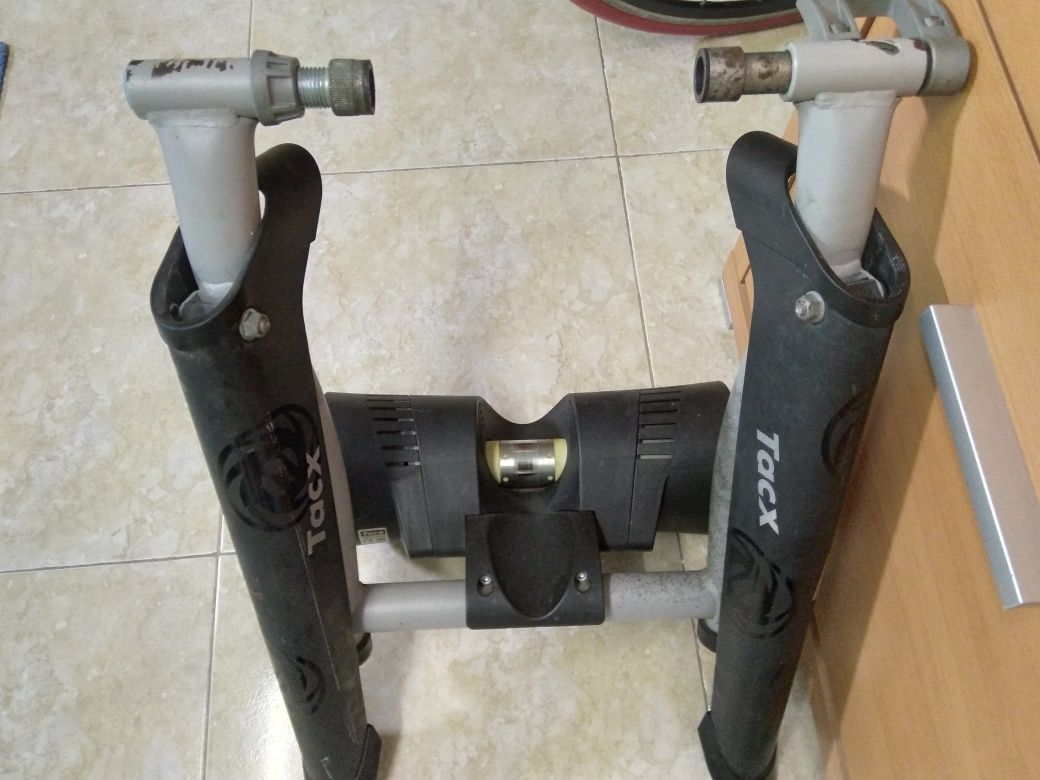 Rolo de treino tacx bushido