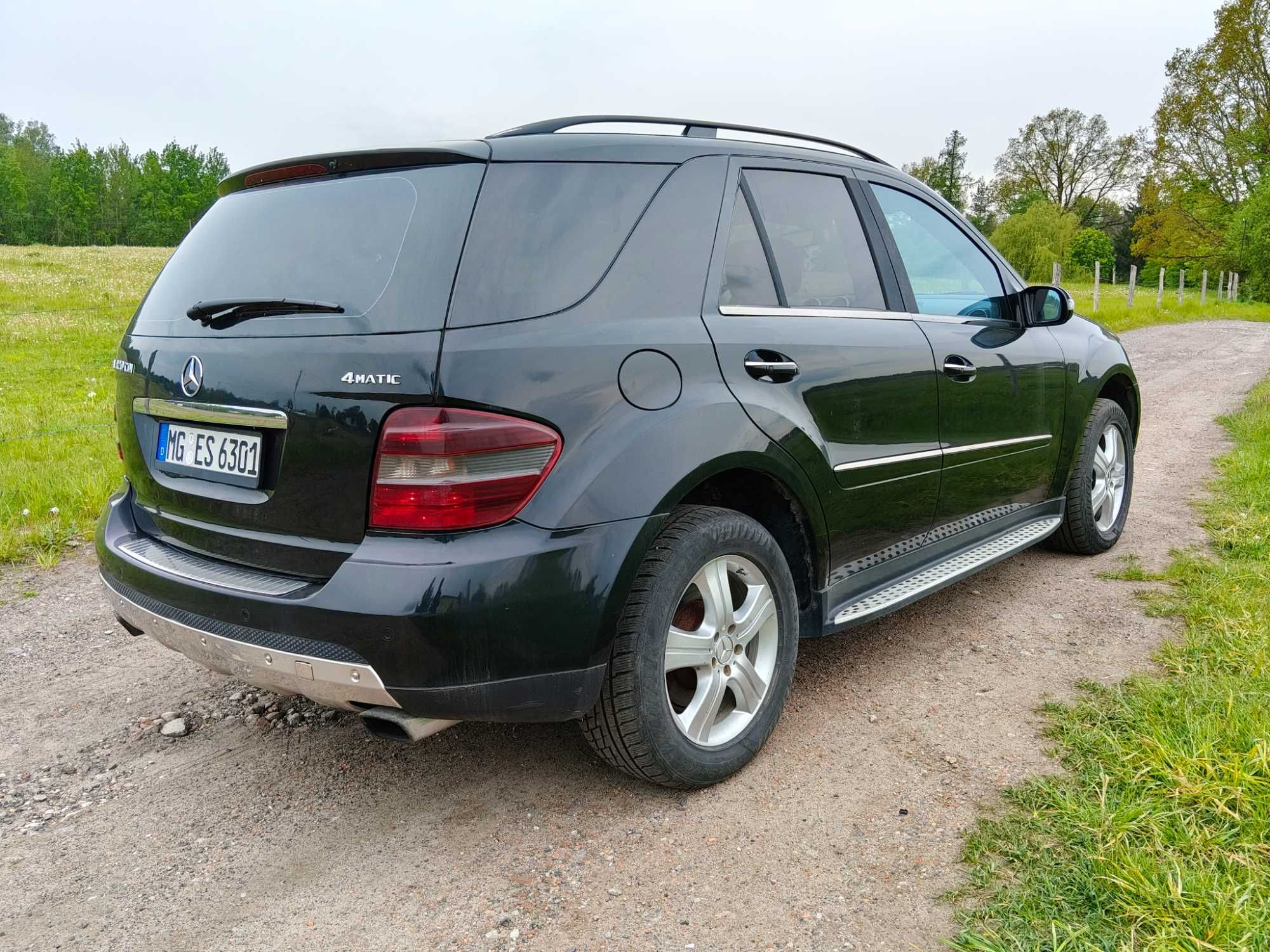 Mercedes ML * W164 * 320CDI * V6 *Automat* 4Matic * Xenon* PDC * DE *