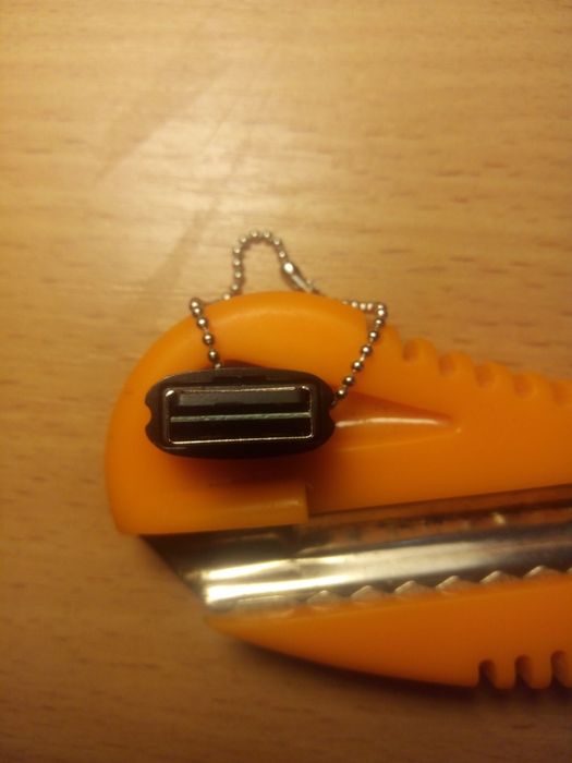 Картридер для читання мікро-SD карт пам'яті