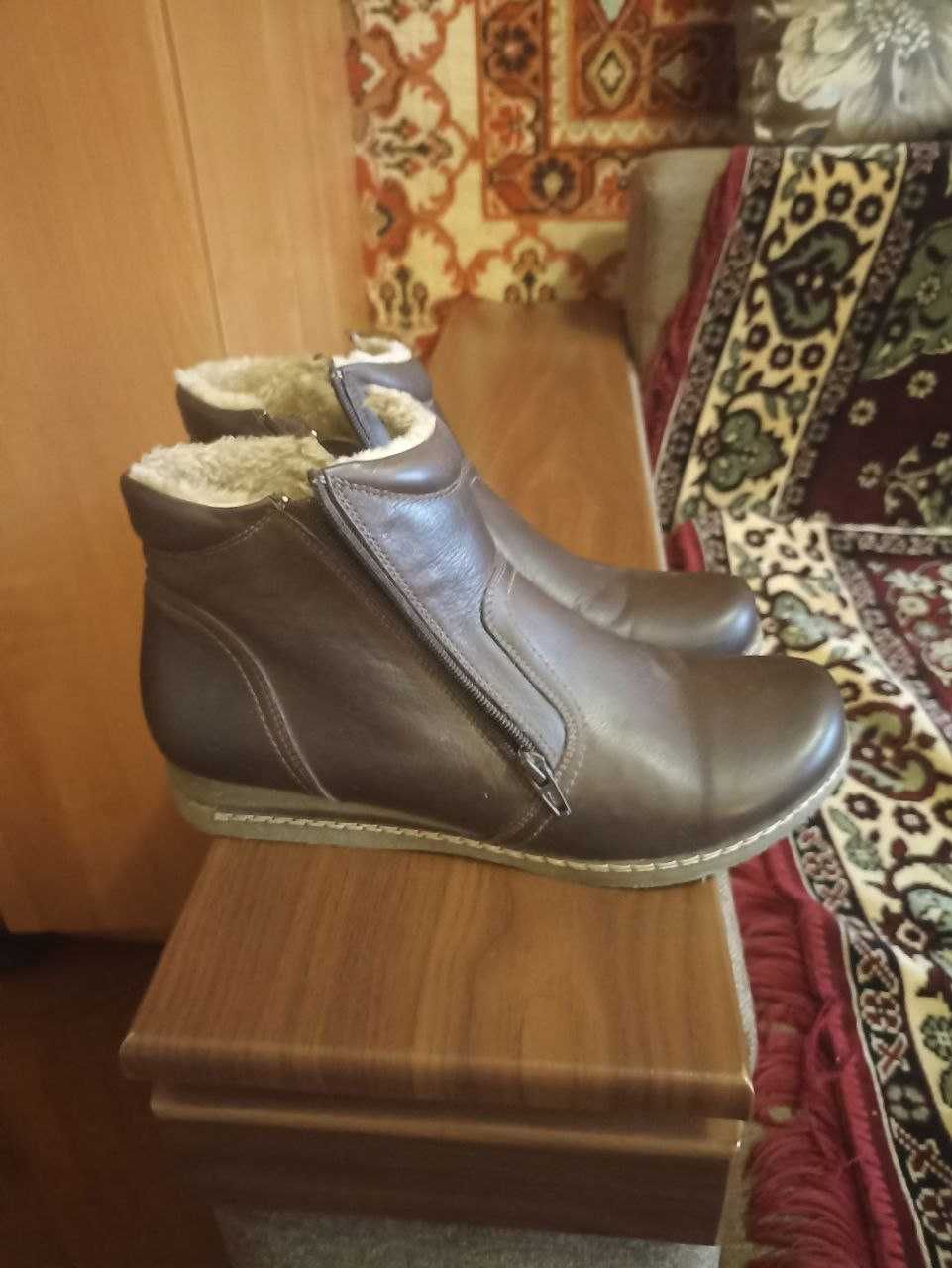 Чоботи  жіночі, прошиті, зима.