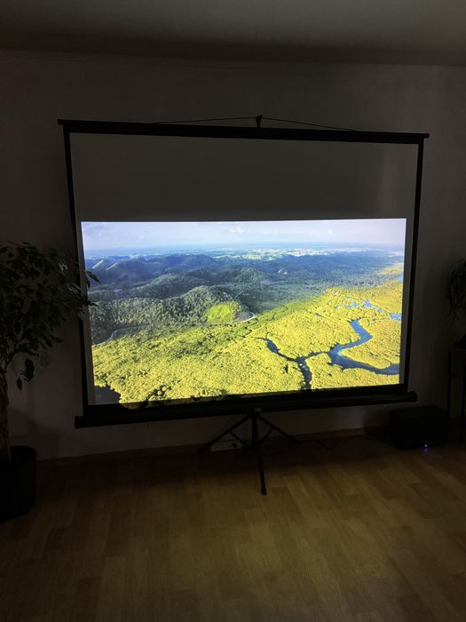 проектор ZEEMR Q1 Pro