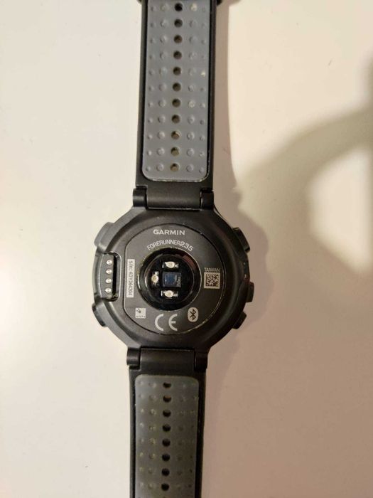 Garmin forerunner 235
