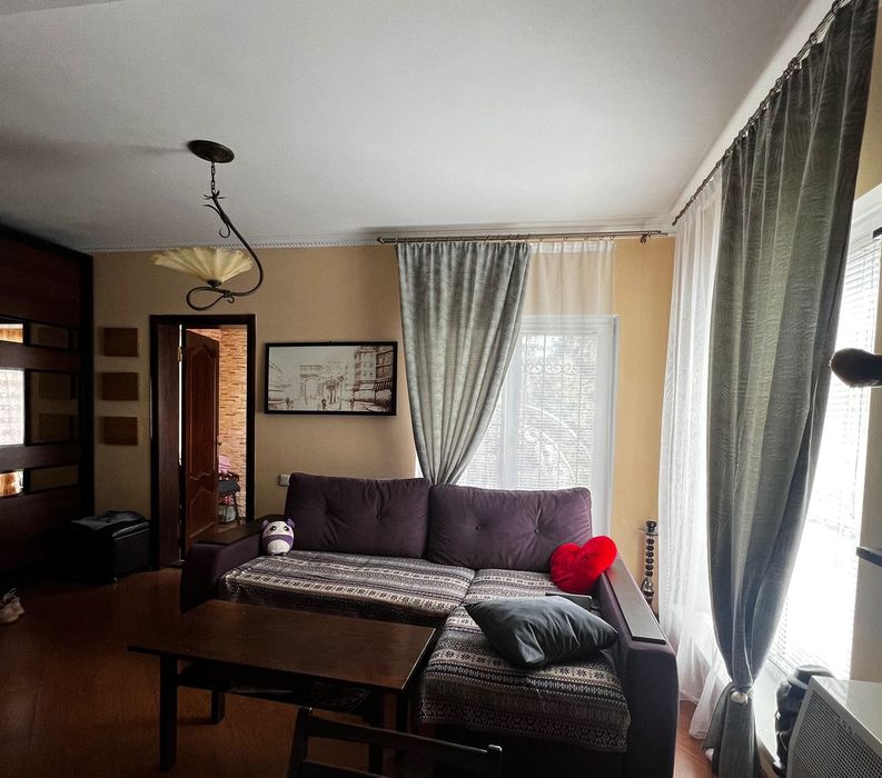 Дом в отоплением. ТЕРИТОРИАЛЬНО "Selfish Club". Метро Бориспольска 40к