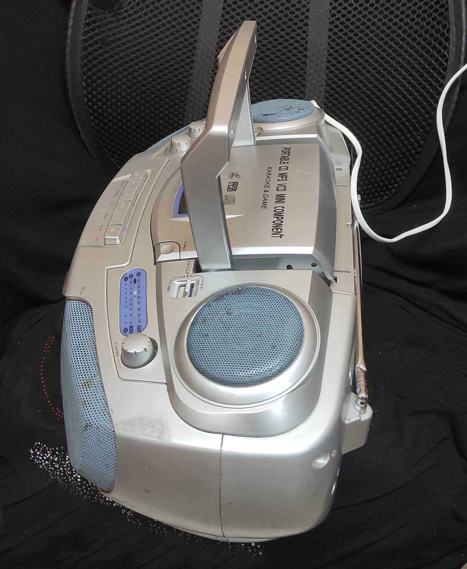 Магнитола Музыкальный центр Gold Yip VCD-3177 CD VCD FM MP3 Karaoke
